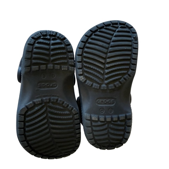 Crocs Navy Blue Clogs with Charms Size 8 Kids - Picture 6 of 7